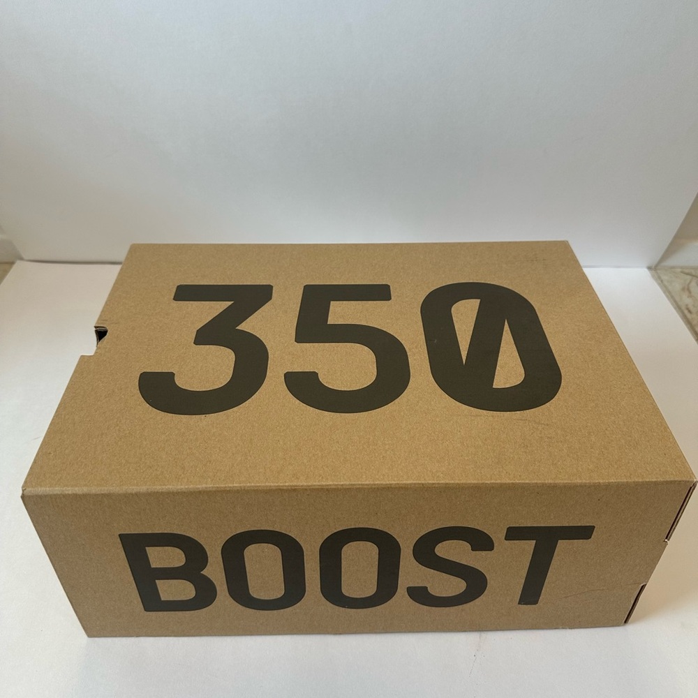 Men YEEZY BOOST 350 Yellow and Black Sneakers - Picture 10 of 10